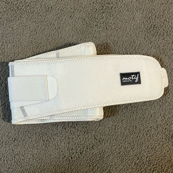 Motif Medical Accessories - Pregnancy support band